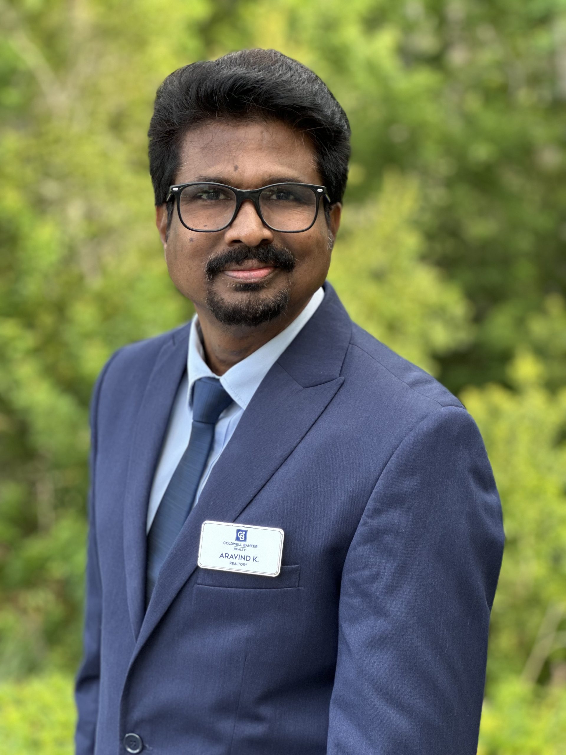 Headshot Aravind